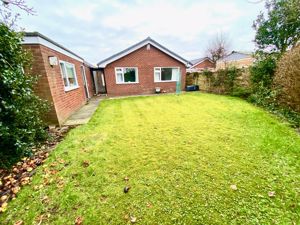 Rear Garden/Elevation- click for photo gallery